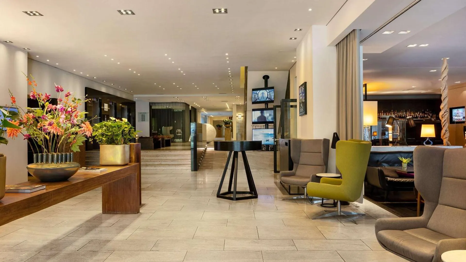 Pullman Eindhoven Cocagne Hotel 4*,