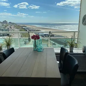 berries-sea-view.zandvoort-hotels.com/