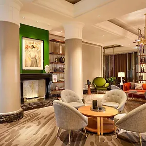 The Ritz-carlton, Hotell
